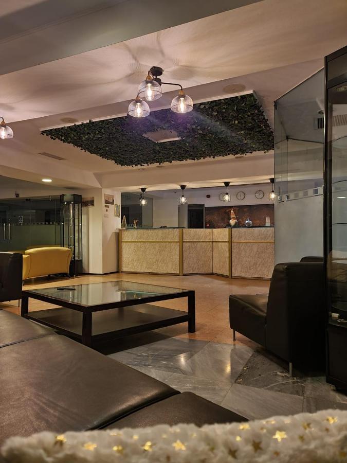 Hotel Mojo Bucharest Exterior photo